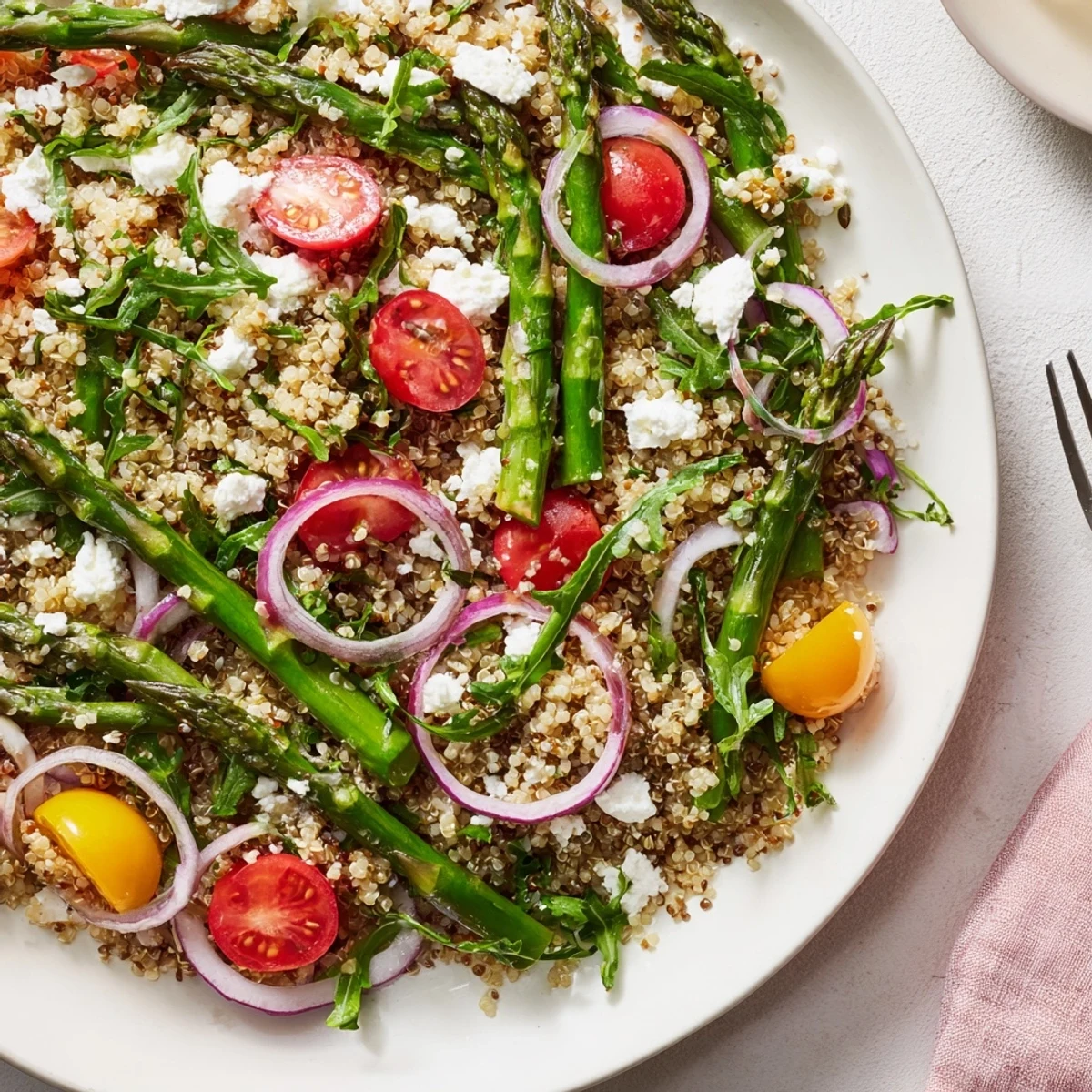 Frühlings Spargel Quinoa Salat